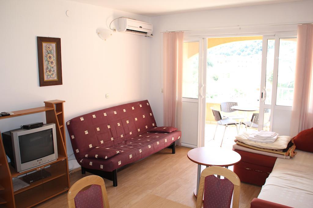 Guest House Katic تربانج الغرفة الصورة