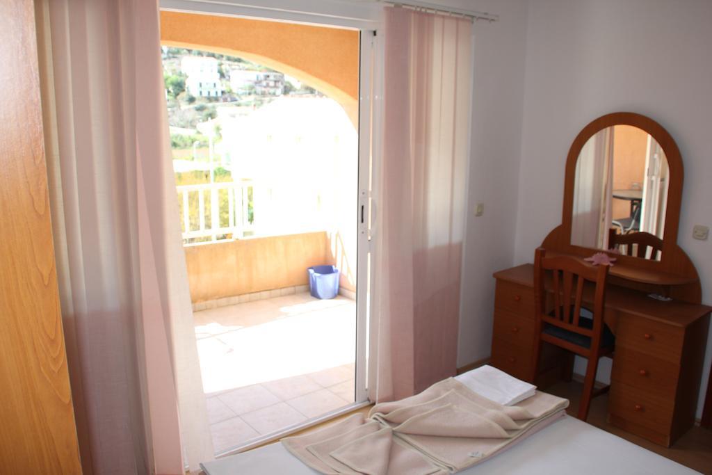 Guest House Katic تربانج الغرفة الصورة