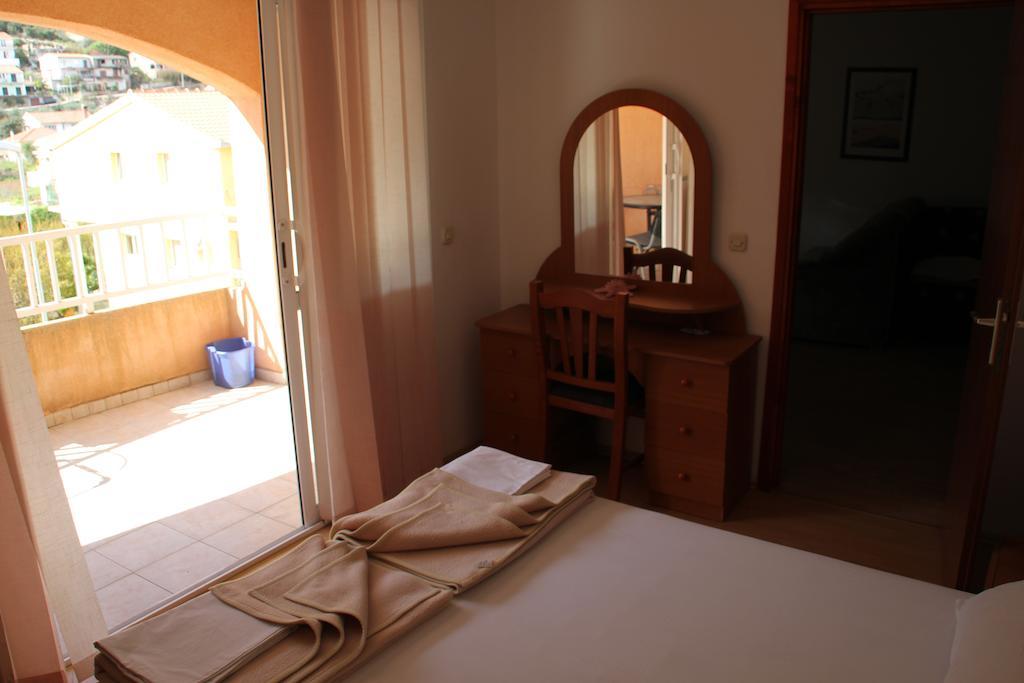 Guest House Katic تربانج الغرفة الصورة