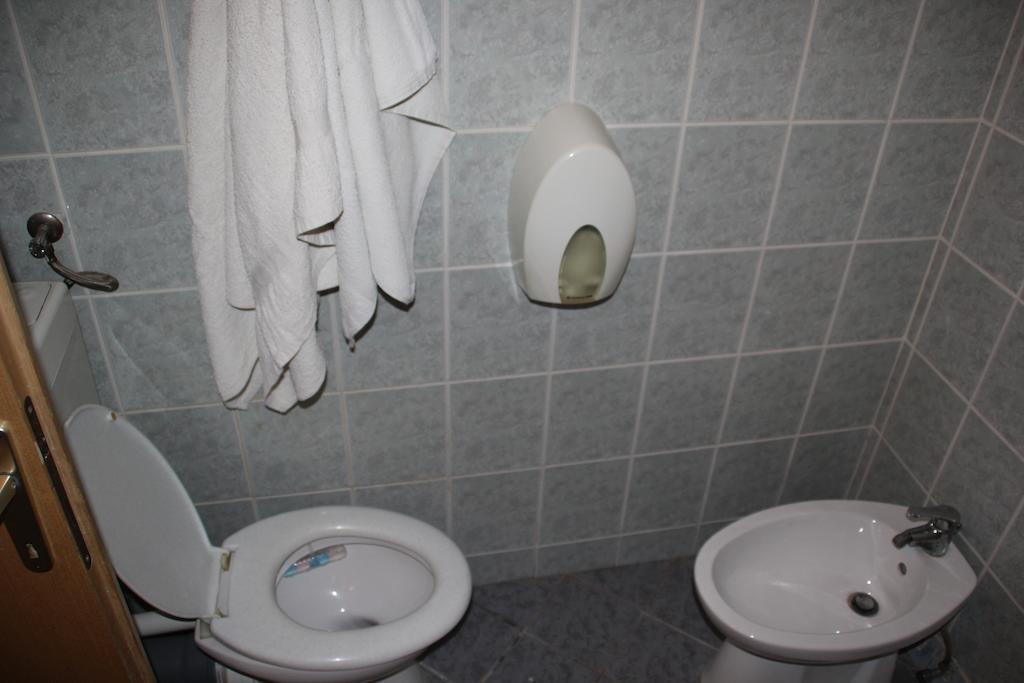 Guest House Katic تربانج الغرفة الصورة
